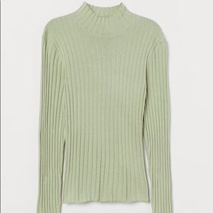 H&M Sage Green Ribbed Knit Sweater in XS